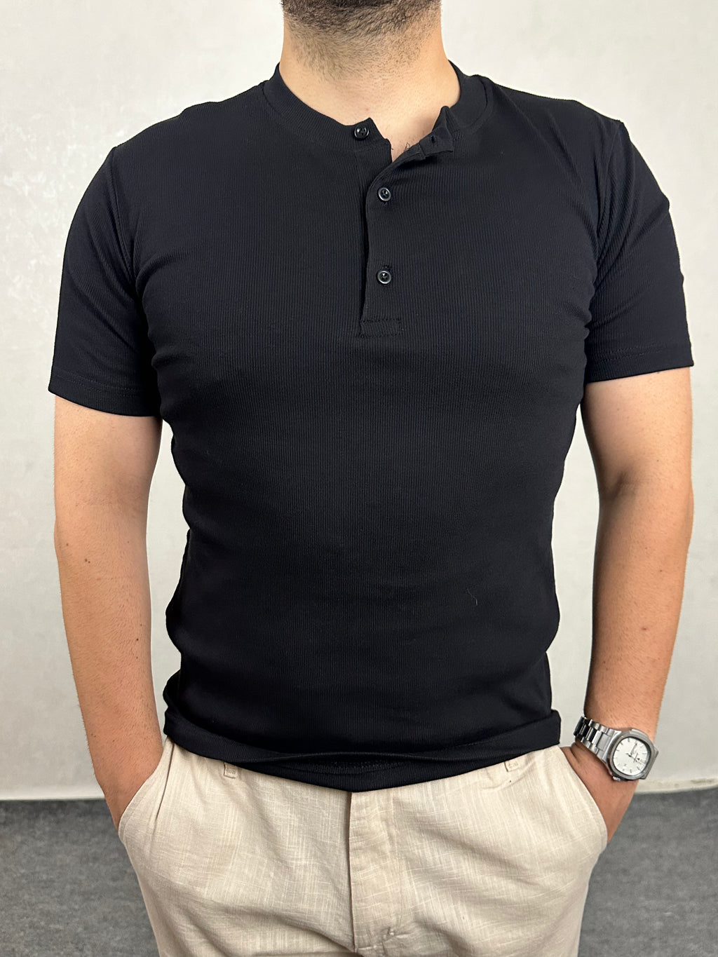 Basic Hanley Yaka Tişört - Siyah