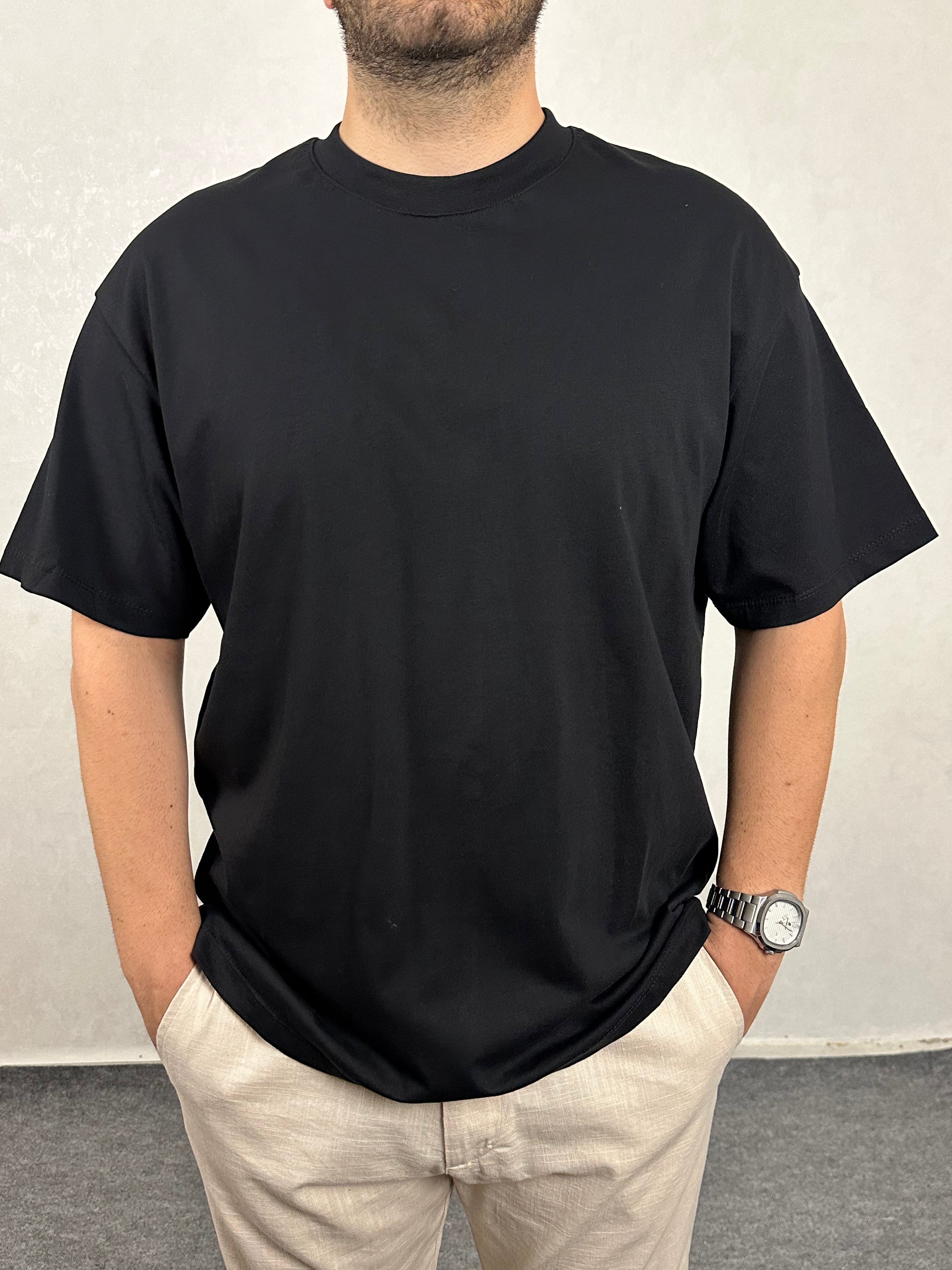 Oversize Bisiklet Yaka Tişört - Siyah